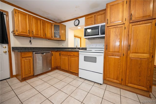 5074 Millersport Highway, Amherst, NY 14051