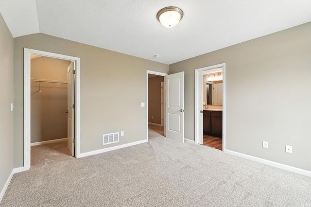 5098 Sickle Cove, Fort Wayne, IN 46818