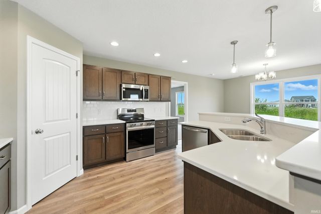 5098 Sickle Cove, Fort Wayne, IN 46818