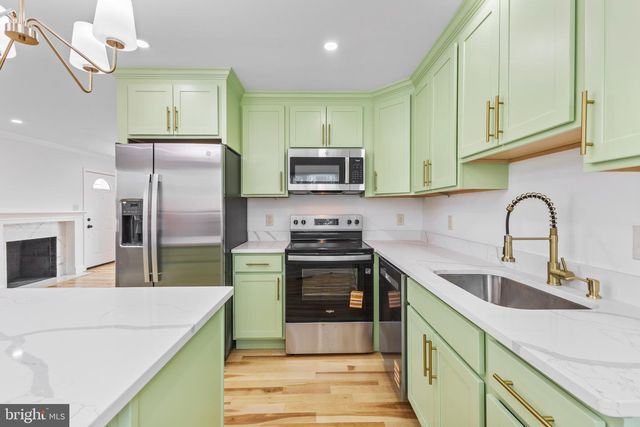 3213 GREENCASTLE RD, Burtonsville, MD 20866