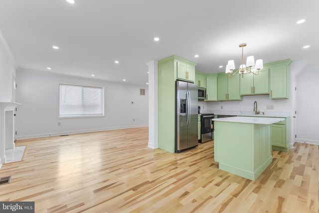 3213 GREENCASTLE RD, Burtonsville, MD 20866