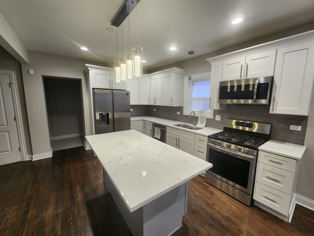 8837 S THROOP Street, Chicago, IL 60620