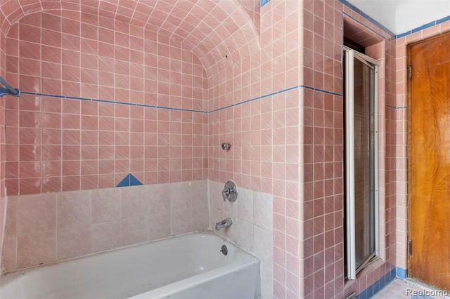 17100 Chandler Park Drive, Detroit, MI 48224