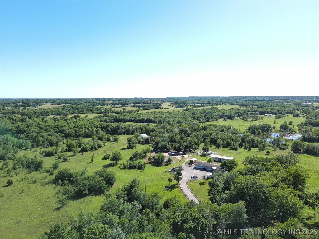 23999 W 45th Street North, Haskell, OK 74436