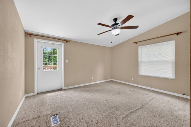 115 Wren Lane, Gun Barrel City, TX 75156