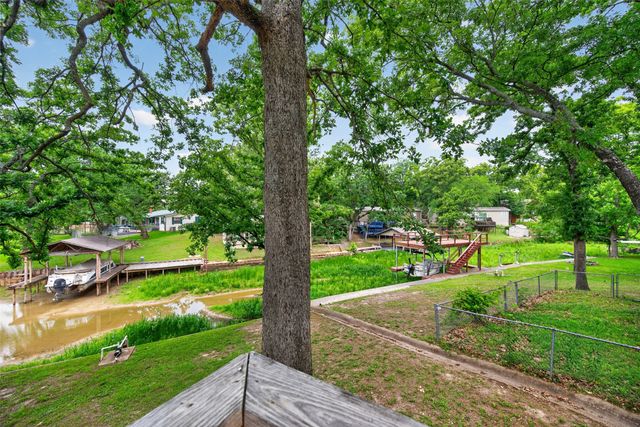 115 Wren Lane, Gun Barrel City, TX 75156