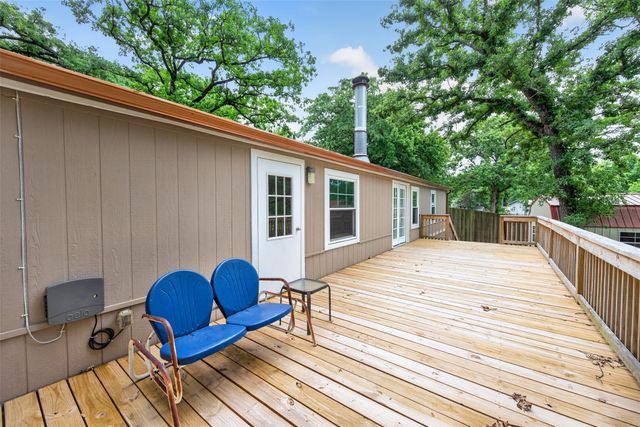 115 Wren Lane, Gun Barrel City, TX 75156