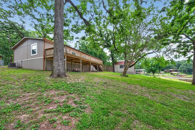 115 Wren Lane, Gun Barrel City, TX 75156