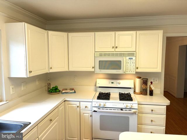 12923 CREAMERY HILL DR, Germantown, MD 20874