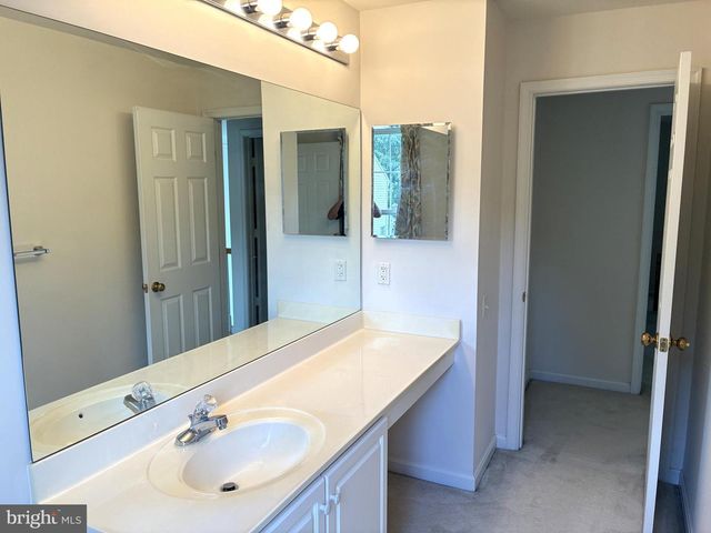 12923 CREAMERY HILL DR, Germantown, MD 20874