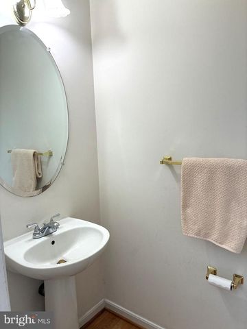 12923 CREAMERY HILL DR, Germantown, MD 20874