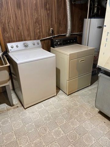 35695 Bonneville Drive, Sterling Heights City, MI 48312