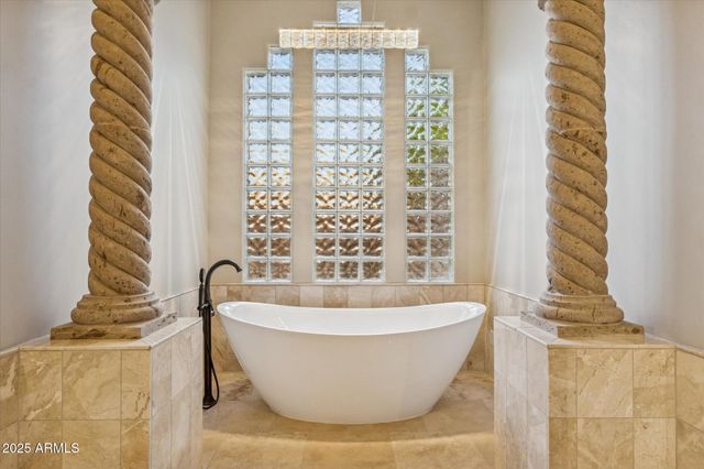 8004 E SOARING EAGLE Way, Scottsdale, AZ 85266