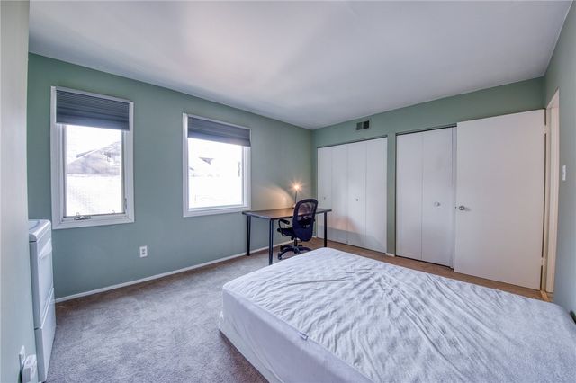 5030 5th Ave 213, Shadyside, PA 15232