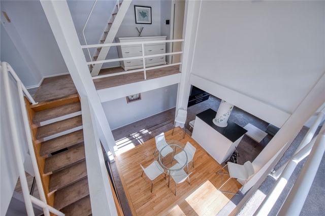 5030 5th Ave 213, Shadyside, PA 15232