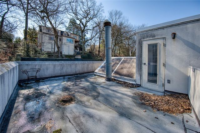 5030 5th Ave 213, Shadyside, PA 15232