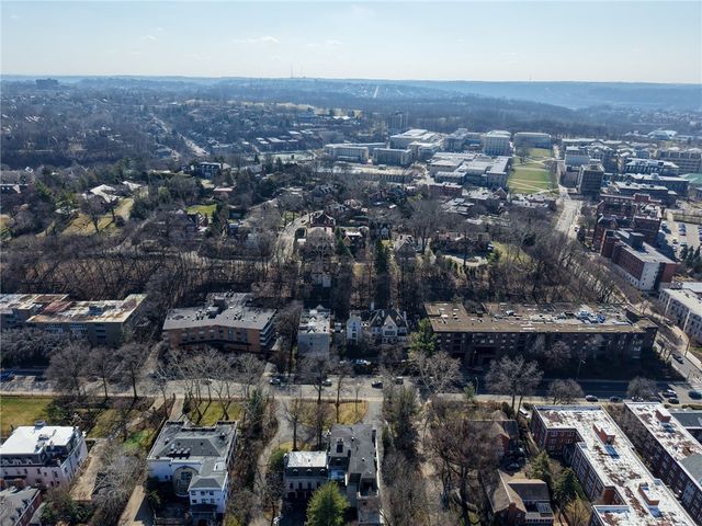 5030 5th Ave 213, Shadyside, PA 15232