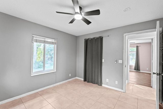 14695 97th Road N, West Palm Beach, FL 33412