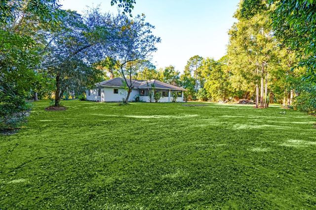 14695 97th Road N, West Palm Beach, FL 33412