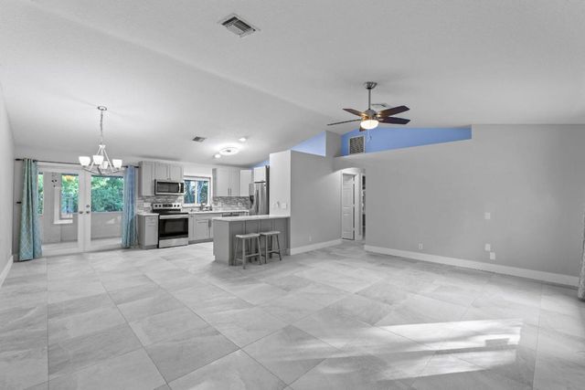 14695 97th Road N, West Palm Beach, FL 33412