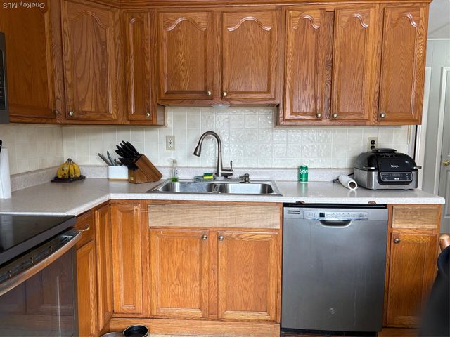 173 Western Avenue, Marlboro, NY 12542