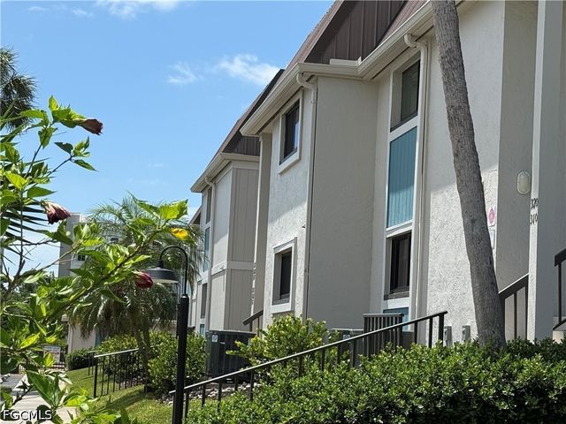 200 Lenell RD 326, Fort Myers Beach, FL 33931