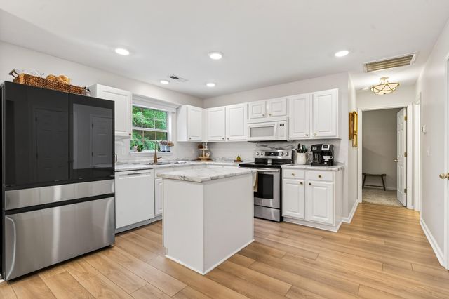 107 Broken Branch Drive, Goose Creek, SC 29445