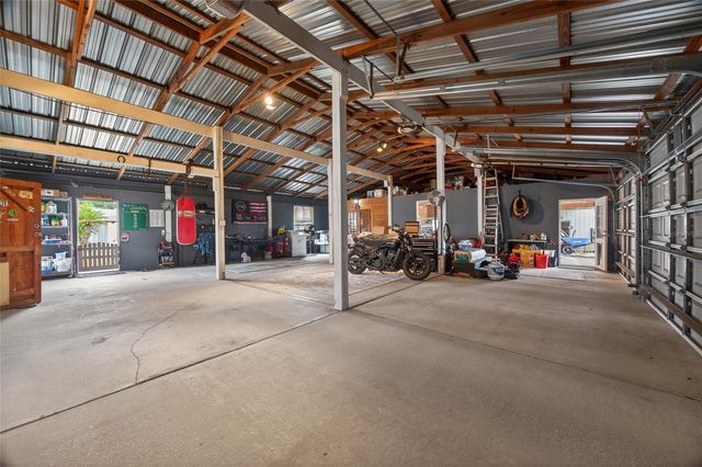 399 SE HIGHWAY 42, Summerfield, FL 34491