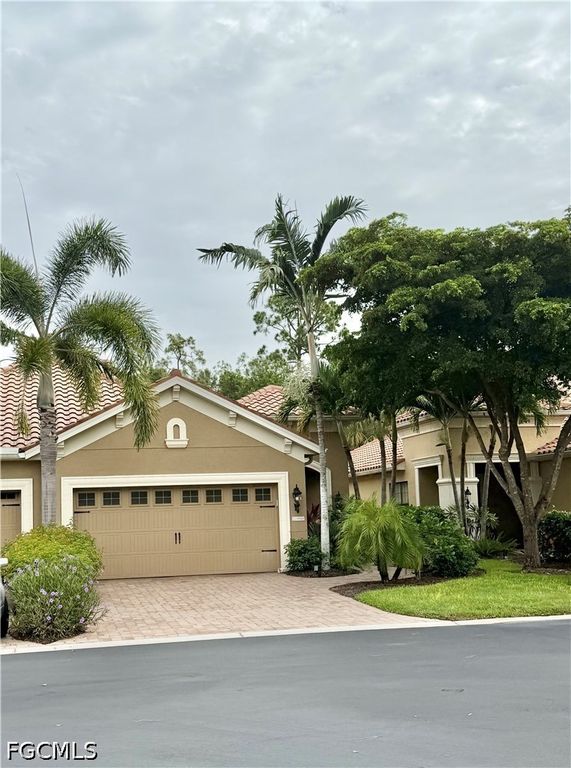 10088 Montevina DR, Estero, FL 33928