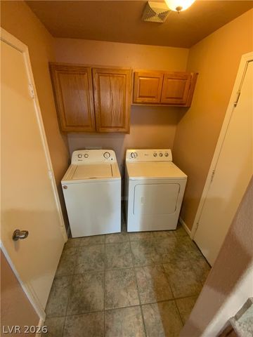 3950 STARFIELD Lane, Las Vegas, NV 89147