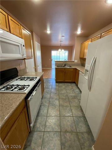 3950 STARFIELD Lane, Las Vegas, NV 89147