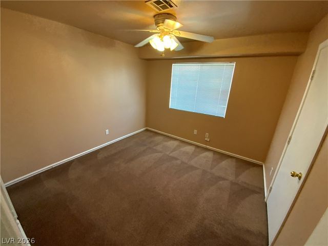 3950 STARFIELD Lane, Las Vegas, NV 89147