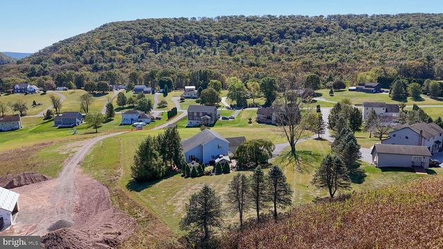 1319 SHADY LN, Tamaqua, PA 18252