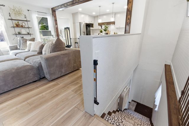 1343 W Tracker Road, Nixa, MO 65714