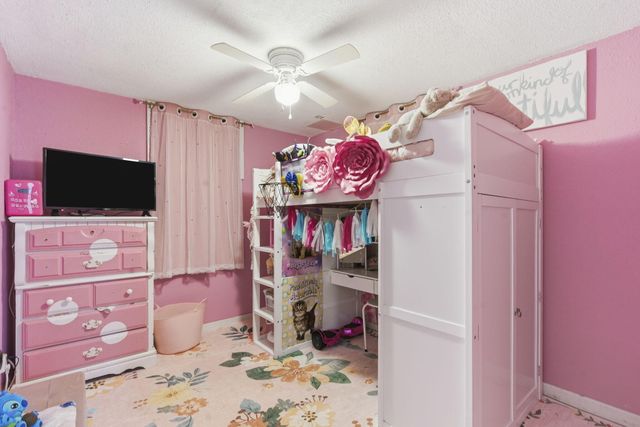 1343 W Tracker Road, Nixa, MO 65714