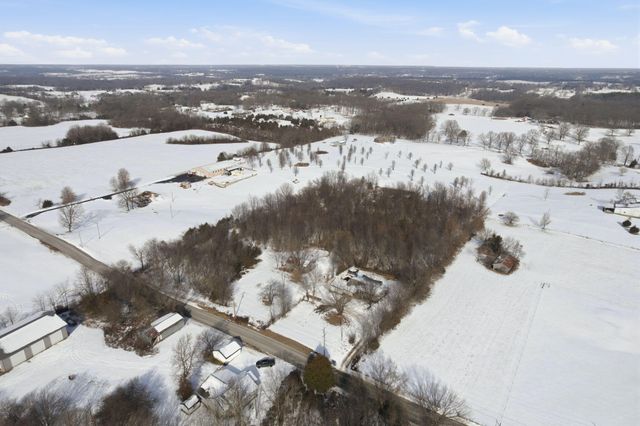 1343 W Tracker Road, Nixa, MO 65714