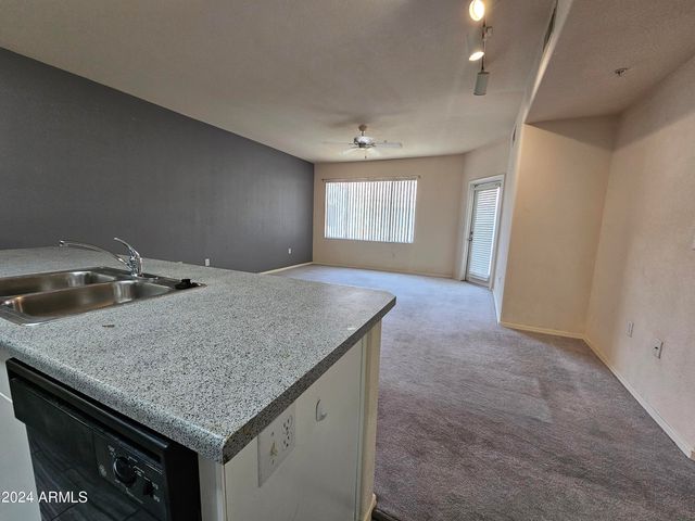18416 N CAVE CREEK Road 3020, Phoenix, AZ 85032
