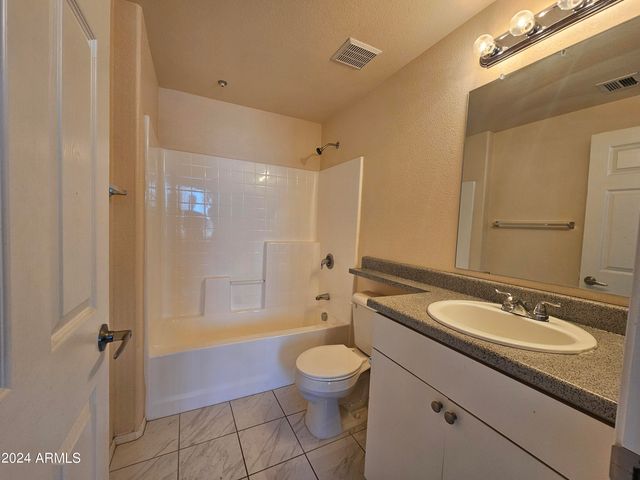 18416 N CAVE CREEK Road 3020, Phoenix, AZ 85032