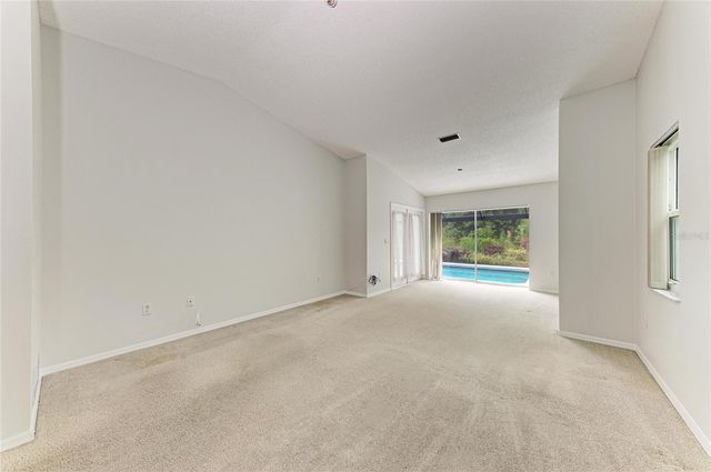 5032 SOUTHERN PINE CIRCLE, Venice, FL 34293