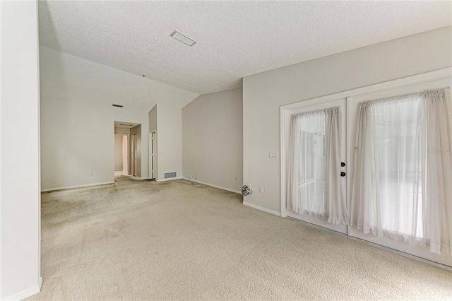 5032 SOUTHERN PINE CIRCLE, Venice, FL 34293