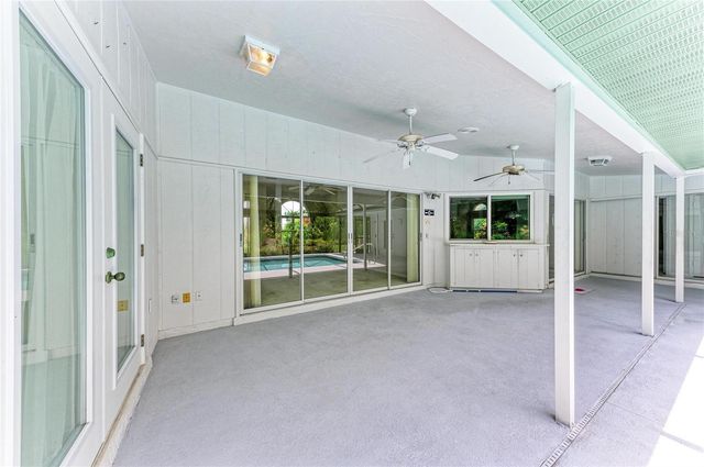 5032 SOUTHERN PINE CIRCLE, Venice, FL 34293
