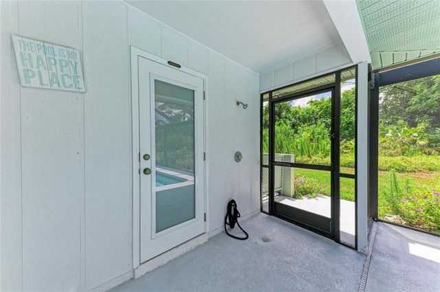 5032 SOUTHERN PINE CIRCLE, Venice, FL 34293