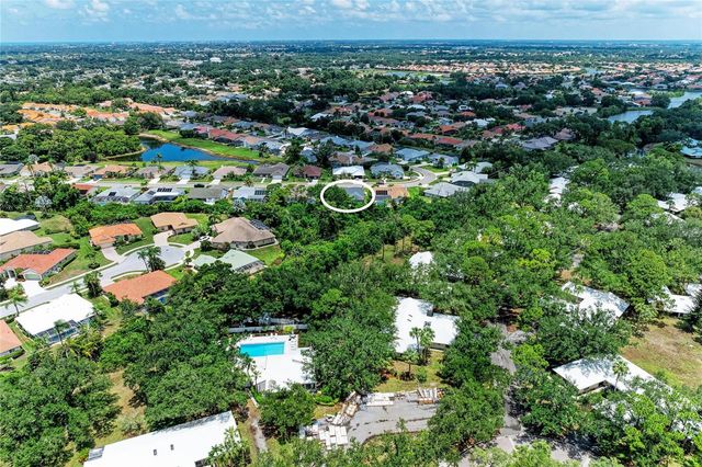 5032 SOUTHERN PINE CIRCLE, Venice, FL 34293