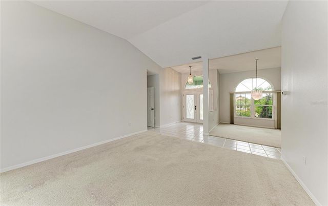 5032 SOUTHERN PINE CIRCLE, Venice, FL 34293