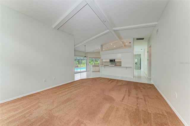 5032 SOUTHERN PINE CIRCLE, Venice, FL 34293