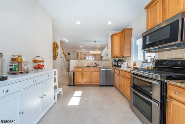 103 Westminster Pl, Garfield City, NJ 07026