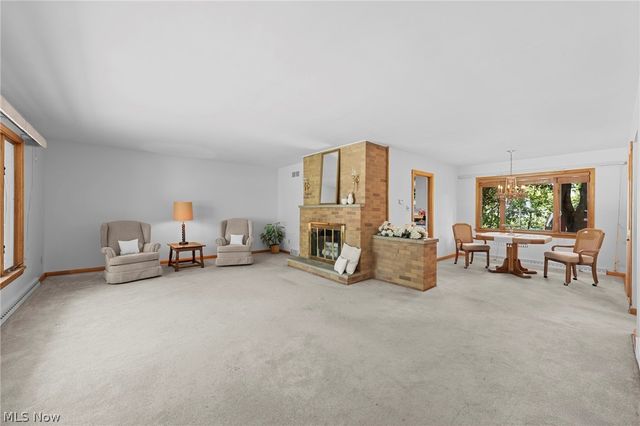 2588 17th Street, Cuyahoga Falls, OH 44223