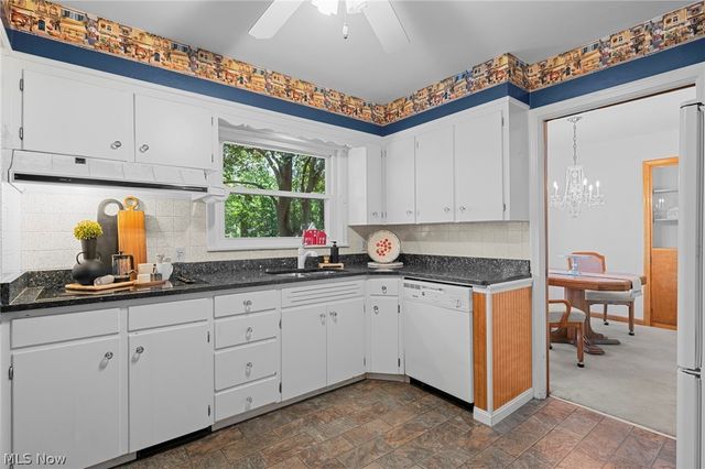2588 17th Street, Cuyahoga Falls, OH 44223