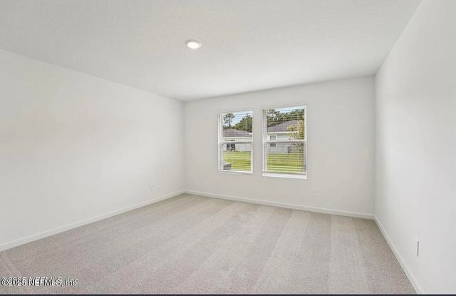 7500 QUEENSGATE Circle, Jacksonville, FL 32219
