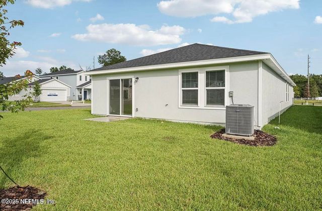 7500 QUEENSGATE Circle, Jacksonville, FL 32219